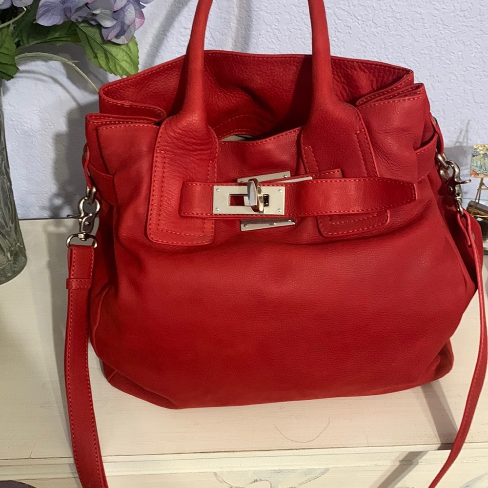 Roberto Uggari Bucket Bag